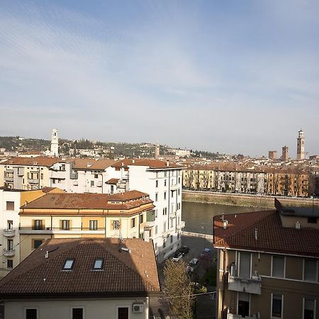 Veronaforent Selene Bagian luar foto